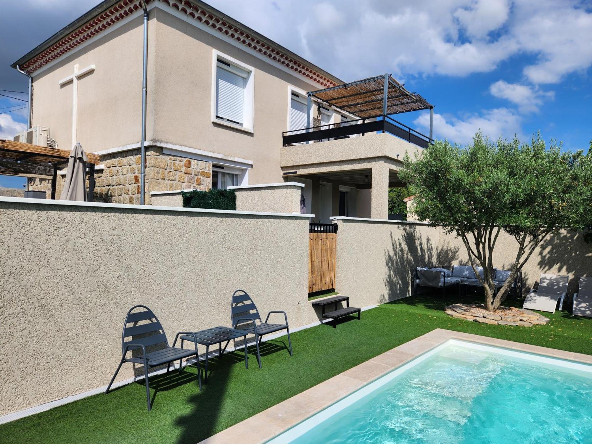 Gites Ma&Lia Sud Ardeche Saint-Étienne-de-Fontbellon Exterior photo